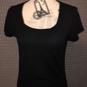Black short sleeve